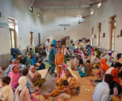 James Longley // Pakistan Flood Refugee Camps james longley, pakistan, multan, refugee camp, flood, disaster, news, reportage