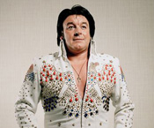 2011, kate peters, an original reproduction, united kingdom, britain, elvis, the king, rock n' roll, music, musician, impersonator, graceland, america, americana, portrait, portraits, jewel