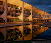 Simon Norfolk // Brasilia simon norfolk, brasilia, oscar niemeyer, spanish gold medal of the fine arts, rio de janeiro, modernism, modernist, architecture